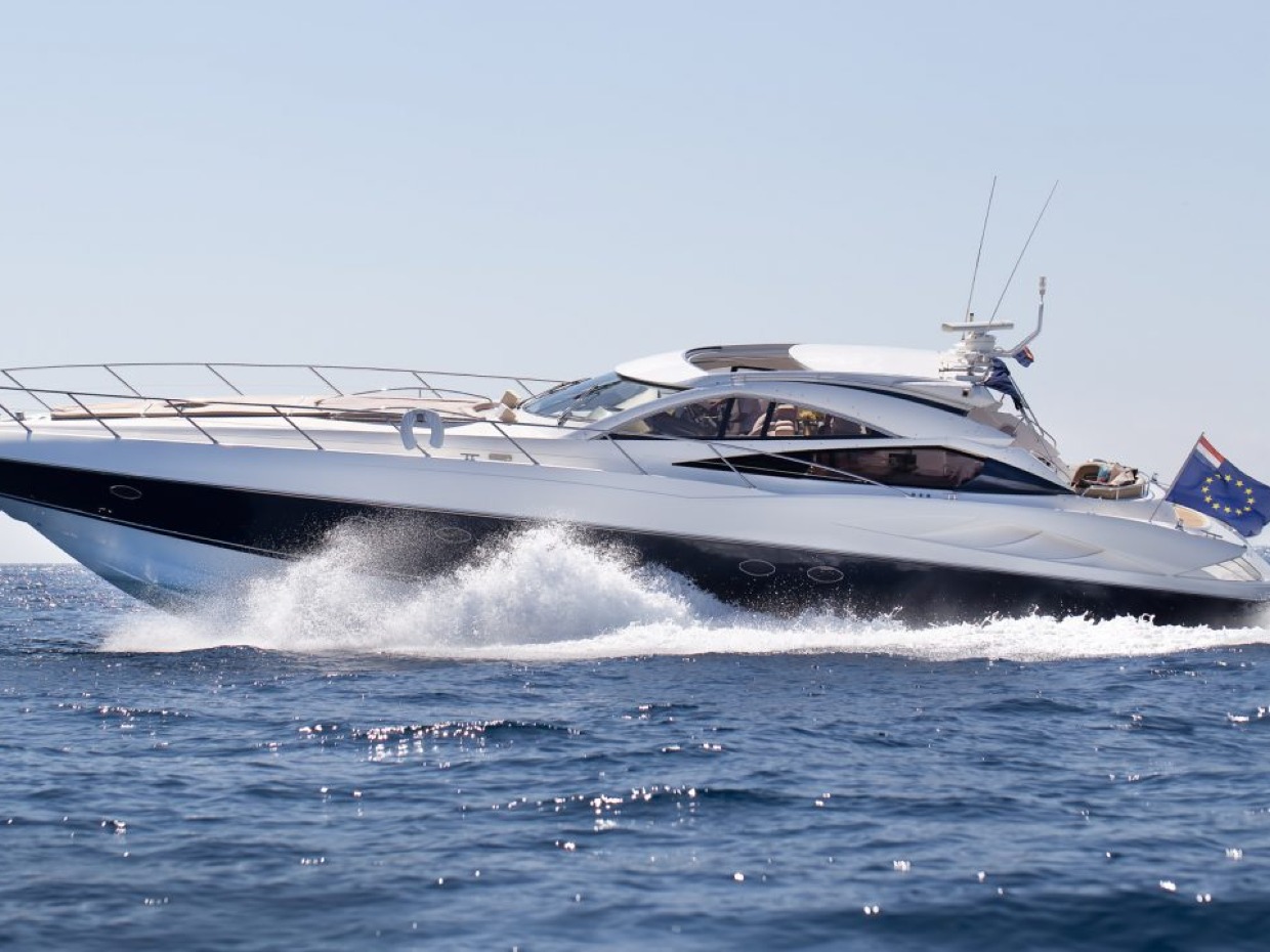 Sunseeker Predator 68