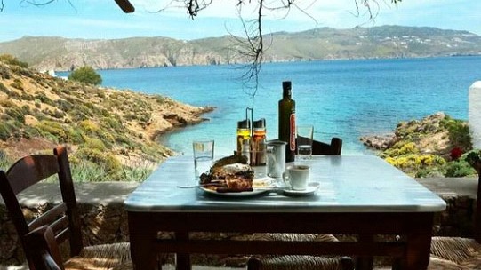 Go Off-Grid at Kiki’s Taverna